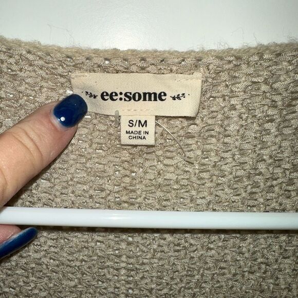 BOUTIQUE NEW WOMENS SWEATER - Picture 3 of 6